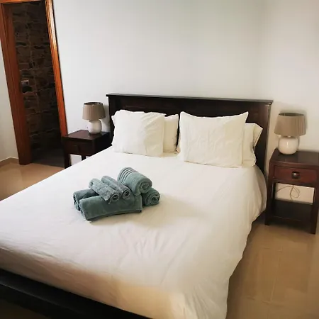 Volcan Apartment *